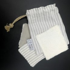 Pack Carrés de soins: Démaquillant – Change – Hygiène